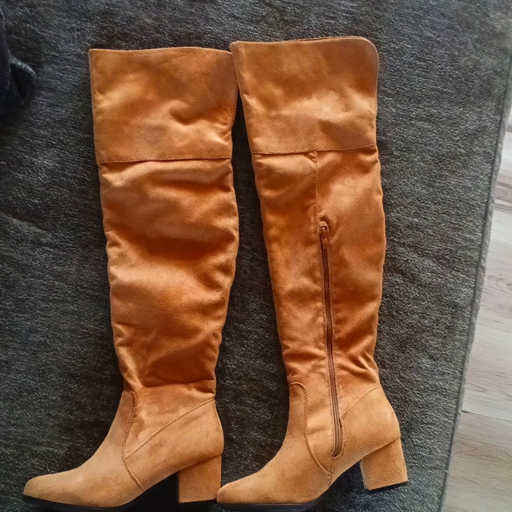 Suede over the knee size 7 1/2 tan boots
